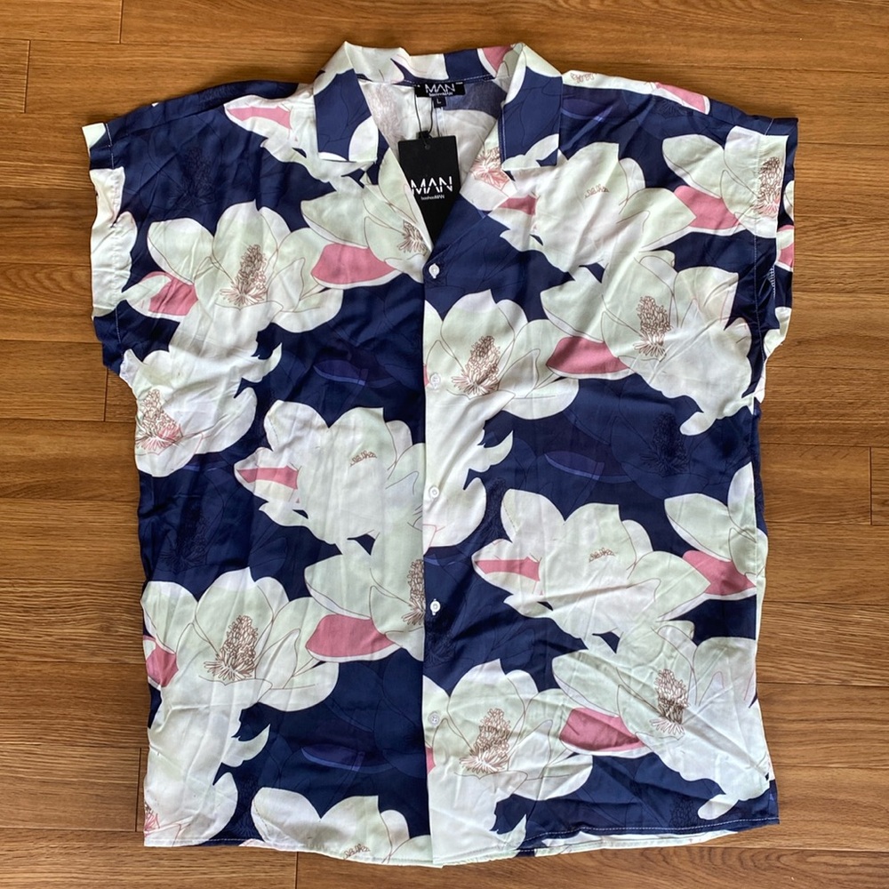 Boohoo man vacation shirt